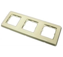 Рамка Legrand Cariva сл. кость 3 поста /773753/