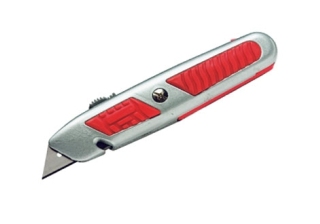 Нож 18мм трапецевидное лезвие, метал. корпус /78964/