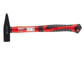 Молоток слесарный 500г. фибергласовая обрезиненная рукоятка /10330/ MATRIX