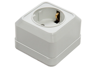 Розетка IN HOME Bolleto 1гн с З/К о/у белая IP20 /7028-W/