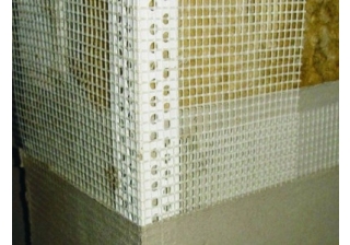 Угол из ПВХ с сеткой 100х150мм.,под штукатурку 2.5м/п.