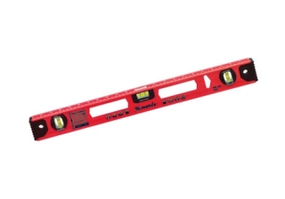 Уровень алюмин. 600мм, 3 глазка, ударопр. загл., 2-х., комп. ручки /34304/  MATRIX