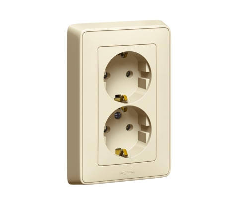 Розетка Legrand Cariva ст. кость 2-ая с ЗК в сборе, /773727/ фото 1