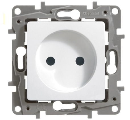 Розетка Etika Legrand 1гн без З/К с/у белый механизм 672220 фото 1